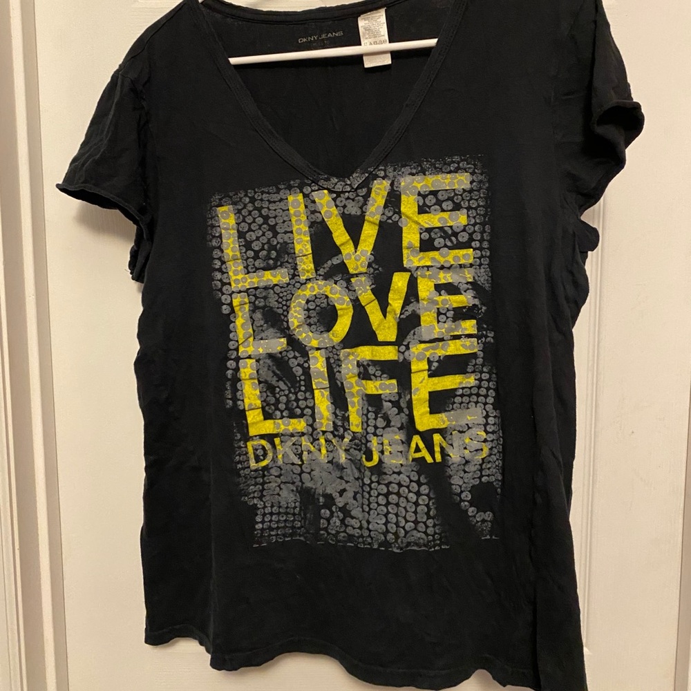 DKNY t shirt
